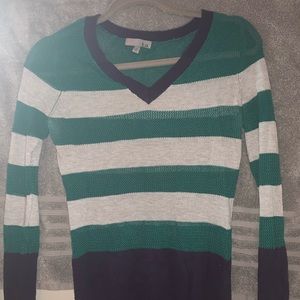 Knit long sleeve top